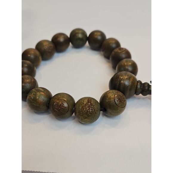 Two Wooden Carved And Charm Bead Bracelets Green/Black - Picture 2 of 7